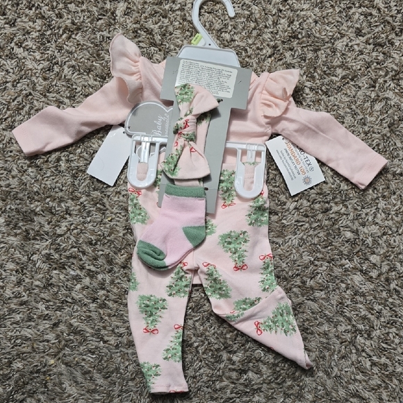 Baby Essentials Pink Christmas Tree Matching Set - Picture 2 of 3
